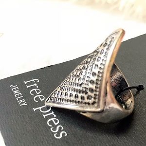 Rustic// Silver Ring